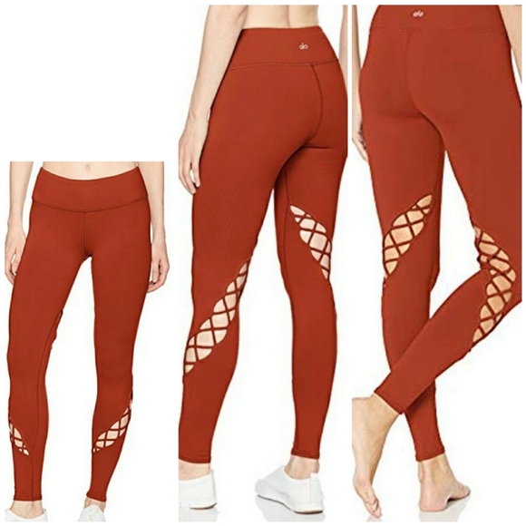 ALO Yoga Pants - 💟BOGO💟ALO yoga entwine leggings size xs NWT